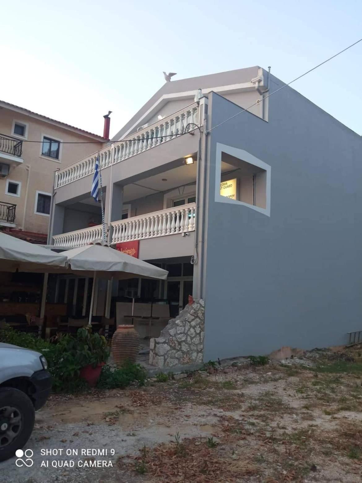 Vasilis Travlos Apartment Poros  Exterior foto